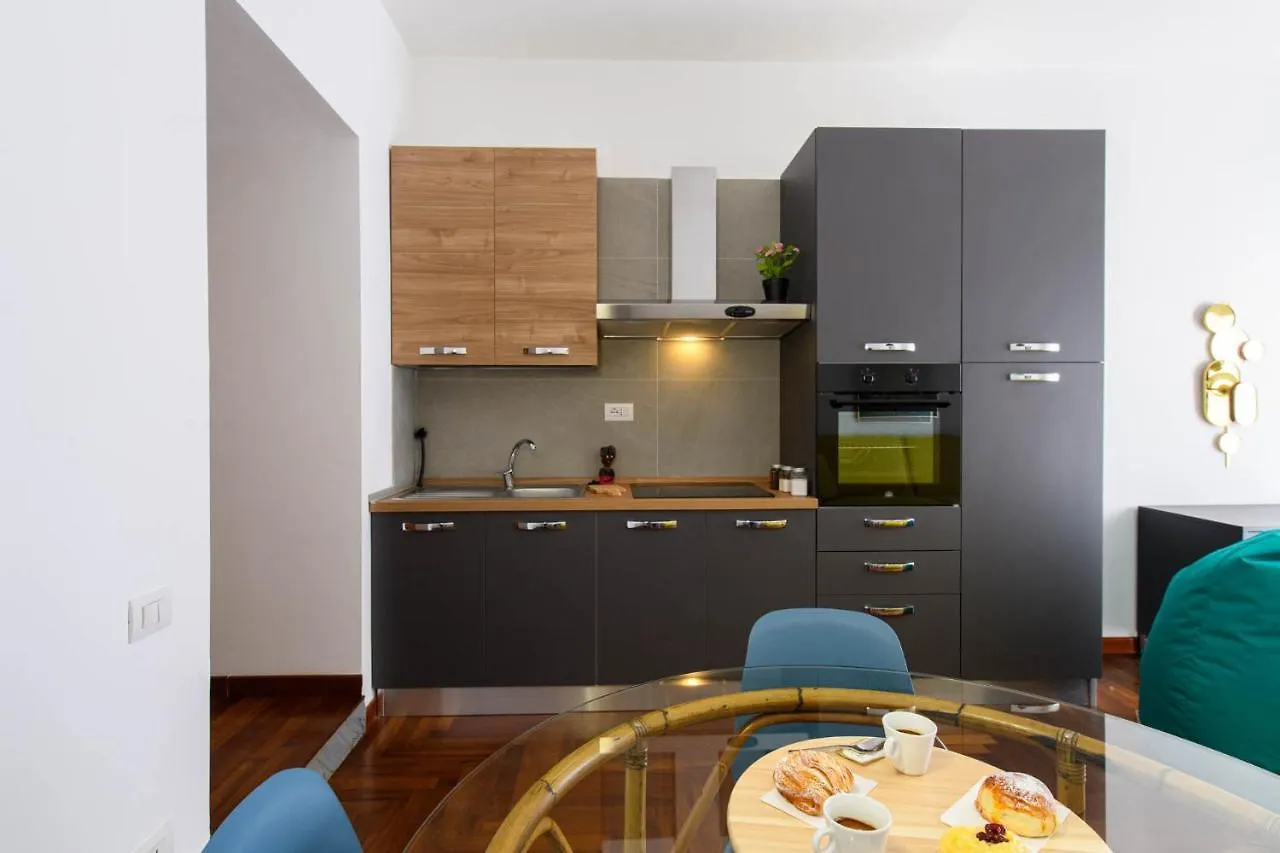 Casa Bianca Apartments Naples