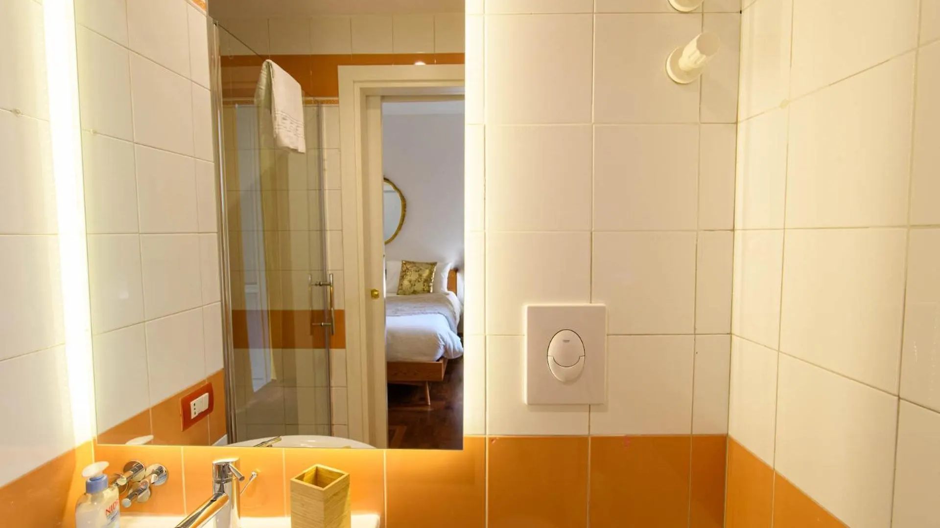 Casa Bianca Apartments Napoli Italia